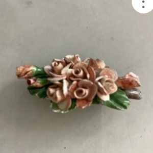 Vintage roses brooche